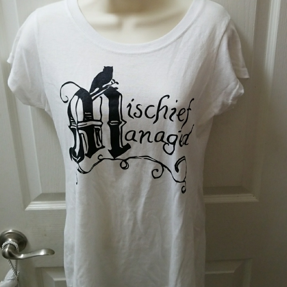 Harry Potter shirt "Mischief Managed" NWOT
